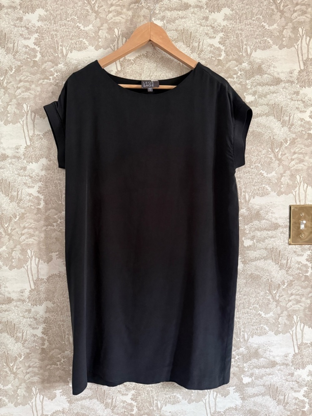 100% Silk Shift Dress, Leo & Sage